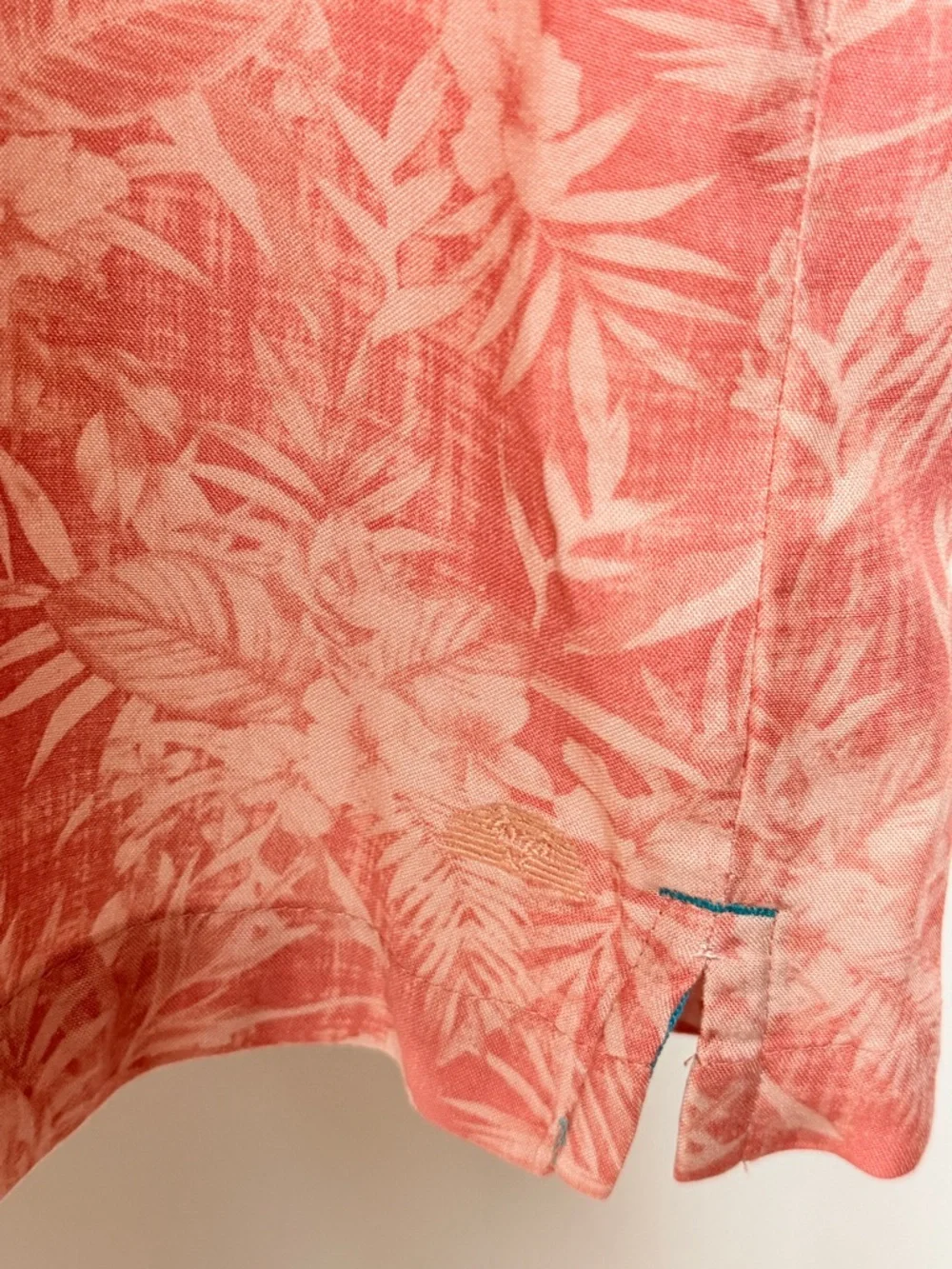 Havana Jim Hawaiian Shirt XL Coral 100% Rayon Tropical Camp Button Front NWT